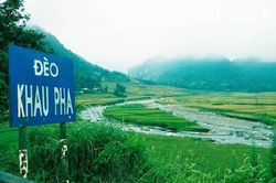 Bắt quả tang người đàn bà mang heroin tại đèo Khau Phạ
