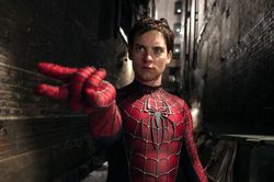 Tobey Maguire thành công với 'Người nhện'