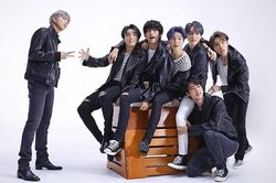 BTS được đích thân Tổng giám đốc Tổ chức Y tế Thế giới 'thách thức đôi tay an toàn'