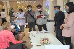 Dịch COVID-19: Ninh Bình rà soát khai báo y tế du lịch tại cơ sở lưu trú