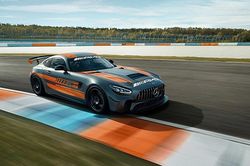 Mercedes-AMG GT4 2020 - diện mạo mới, hiệu năng vượt trội