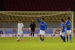 Mạc Hồng Quân giúp Quảng Ninh thắng cách biệt Hà Nội FC