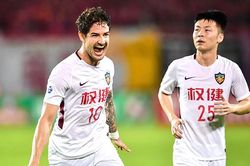 Bóng đá Trung Quốc: Khủng hoảng không chỉ vì Covid-19