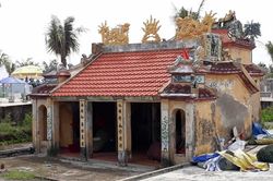 Đi qua làng cổ (Kỳ 2: Cuộc đấu tranh giữa cũ và mới)