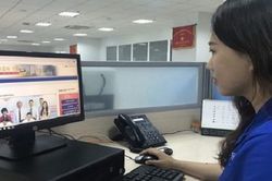 Thí điểm nộp lệ phí trước bạ điện tử đối với ô tô, xe máy đăng ký tại Hà Nội và TP Hồ Chí Minh