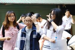 Lùi thi THPT quốc gia, học sinh có đủ thời gian ôn?
