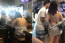 Trang phục của chị em trên phố khiến nhiều người 'nhức mắt'