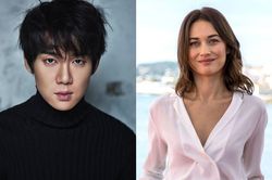 Nữ diễn viên chính đóng cùng Yoo Yeon Seok trong phim 'Calm Morning' xác nhận dương tính với COVID-19