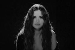 Cara tung teaser MV mới, từ trang phục đến concept 'lấy cảm hứng' từ Selena Gomez?
