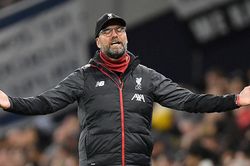 Alan Shearer: 'Không công bằng nếu trao chức vô địch cho Liverpool'