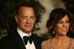 Vợ chồng nam tài tử Tom Hanks xuất viện, về nhà tự cách ly sau khi dương tính với Covid-19