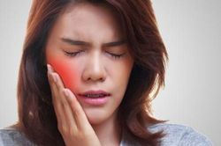 Những mẹo giảm đau răng đơn giản tại nhà