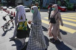 Malaysia phong tỏa toàn quốc sau bất ngờ trở thành tâm dịch Đông Nam Á