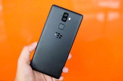 BlackBerry Evolve giảm giá 'sập sàn' tại Việt Nam