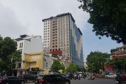 Hà Nội yêu cầu chủ đầu tư bàn giao hồ sơ quá trình xây dựng tòa nhà 8B Lê Trực
