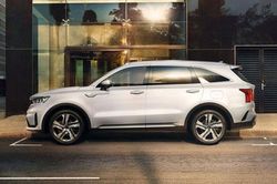 Kia Sorento 2021 chính thức ra mắt: Thiết kế mới, động cơ tăng áp, giá gần 560 triệu