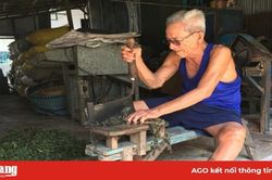 Cụ ông hơn 40 năm sưu tầm dược liệu