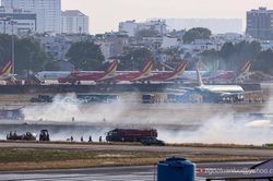 Máy bay nổ lốp trên đường băng sân bay Tân Sơn Nhất: Vietnam Airlines nói gì?