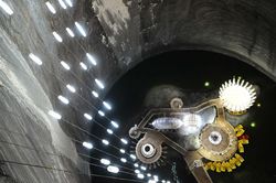 Công viên ngầm khổng lồ nằm sâu 120 m dưới lòng đất