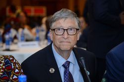 Bill Gates: 'Nếu kiểm soát tốt, dịch sẽ giảm trong 6-10 tuần'