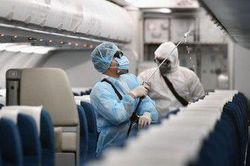 Khẩn cấp: Tiếp tục tìm hành khách trên 5 chuyến bay có người mắc Covid-19