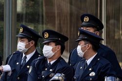 Người đàn ông Nhật đến quán rượu để phát tán Covid-19 đã chết