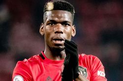 MU tống cổ Pogba, hàng 'sale' đại hạ giá