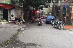 Cô gái dựng xe giữa đường mua cam, rồi quay sang nói một câu khiến tài xế ô tô phải nhẫn nại chờ