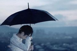 Sau khi chia tay, nếu bạn có những biểu hiện này thì mới là thật sự yêu một người