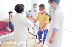 70 người khuyết tật được khám sàng lọc, phục hồi chức năng