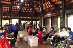 Tiếp nhận 95 đơn vị máu tình nguyện