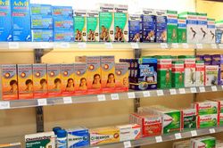 Nhà thuốc Australia than vãn khách hàng 'hóa thú' vì bị cấm mua nhiều