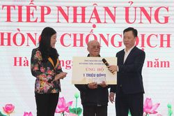 Mặt trận thành phố Hà Nội tiếp nhận ủng hộ phòng chống dịch Covid-19 trị giá hơn 4 tỷ đồng