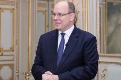 Dịch COVID-19: Hoàng tử Monaco dương tính với virus SARS-CoV-2