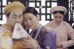 'Phượng Khấu' tập 3: Em gái Trấn Thành xuất hiện, lại thêm người tranh sủng hậu cung?