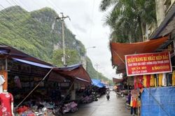 Lạng Sơn: Dịch Covid-19 khiến tiểu thương chợ cửa khẩu Tân Thanh 'méo mặt'