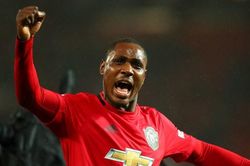 Tiết lộ khoản tiền thưởng béo bở của Ighalo tại M.U