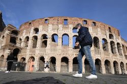 Dịch COVID-19: Số ca thiệt mạng tại Italy tăng vọt lên 3.405, vượt quá Trung Quốc