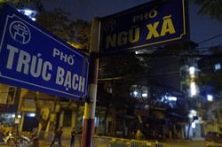 Hà Nội ủy quyền cho phường Trúc Bạch dỡ bỏ lệnh cách ly