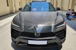 Lamborghini Urus hơn 20 tỷ khoác áo 'cực bảnh' tại Sài Gòn