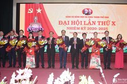 Đại hội Đảng bộ Bệnh viện Đa khoa thành phố Vinh nhiệm kỳ 2020 - 2025