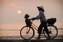 Bức thư mẹ khiếm khuyết để lại và lời nhắn 'chạm vào trái tim' từ người con
