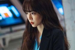 Chồng tôi vừa 'trúng quả' cả tỷ đồng thì vợ cũ của anh đột ngột tới nhà rồi đòi xin nửa mảnh đất