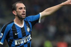 MU xem xét ký Diego Godin, Pochettino hẹn về đội Messi