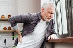 Ngồi quá lâu gây hại cho sức khỏe thế nào?