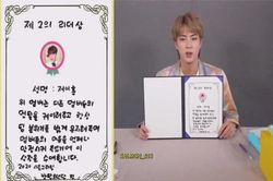 Xúc động trước tình anh em thân thiết giữa Jin và J-Hope BTS