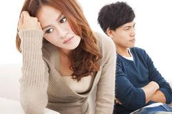 Đàn bà dại mang về nhà 3 chuyện 'xui xẻo' này ắt hôn nhân đổ vỡ