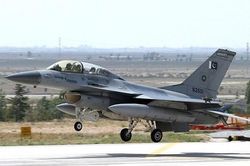 Pakistan muốn thay F-16 nhưng không đếm xỉa tới J-10C Trung Quốc: Của rẻ là của ôi?