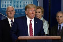 Nhiều người ngộ độc thuốc chống sốt rét sau tuyên bố của TT Trump