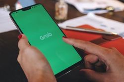 Grab nhận đơn hàng mua sắm siêu thị